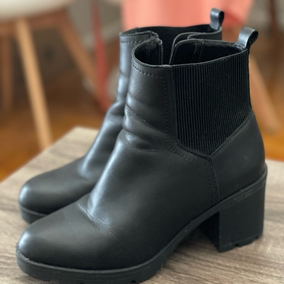 Naturalizer Booties: VERNEY WEATHERPROOF BOOT - Picture 5 of 5